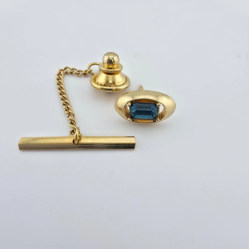 Vtg SWANK Tie Tack Pin Deep Blue Crystal Emerald Cut Barbell Men's Gold Tone